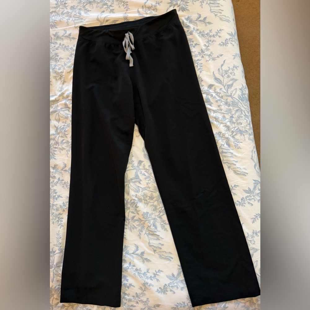 Figs Black Straight-Leg Scrub Pants with Gray Drawstring